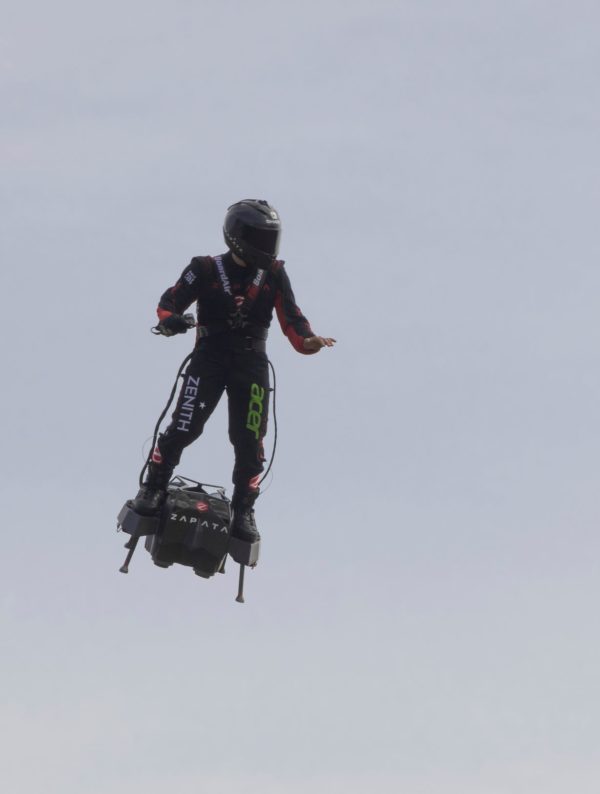 frenky zapata and his flying machine Flyboard Air