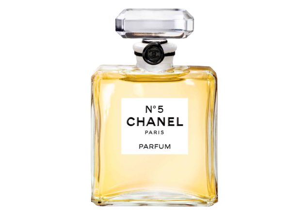 Ikona u svijetu parfema, Chanel No.5 bočica u obliku osmerokuta