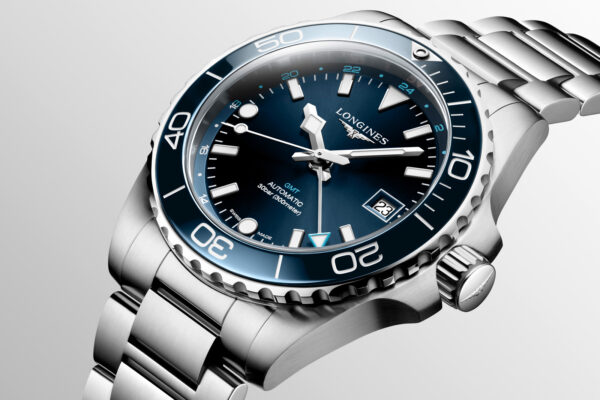 Longines Hydroconquest GMT blue dial angle side shot