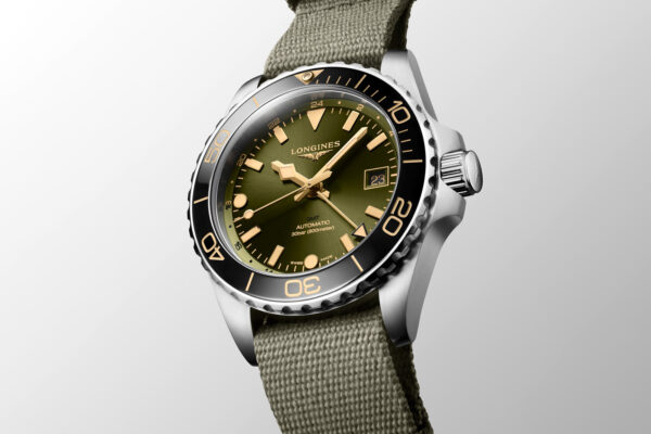 Longines Hydroconquest GMT green dial profile fabric strap