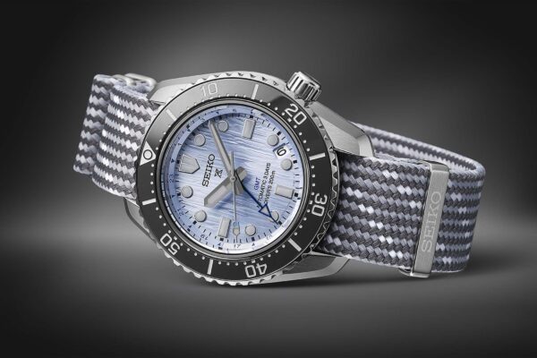 Seiko Prospex 1968 Diver Modern Reinterpretation GMT First Prospex Mechanical GMT Watch SPB385 3