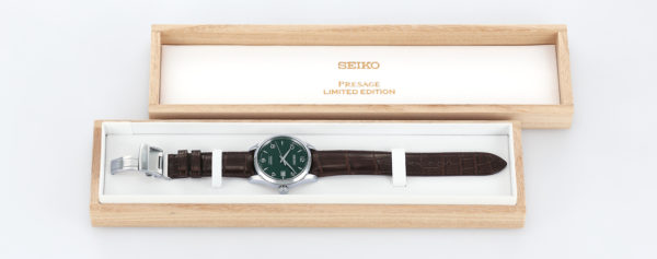 seiko presage green limited SPB111J1 box